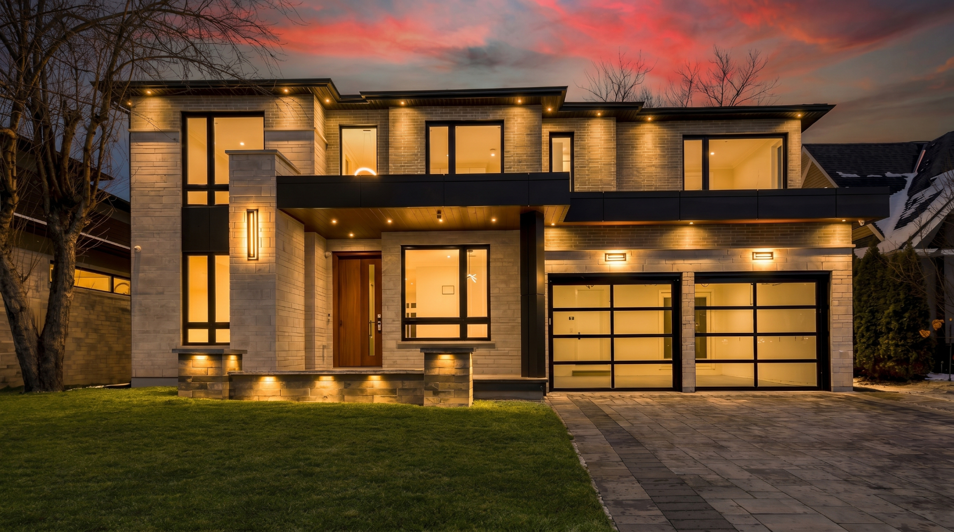 Custom home built by Maple in Oakville — interior and exterior detailing, photo 2